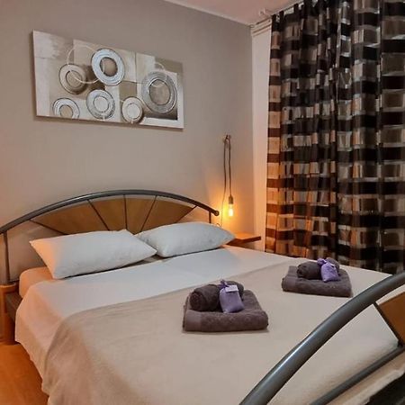 Apartment Rajci Крес Екстериор снимка