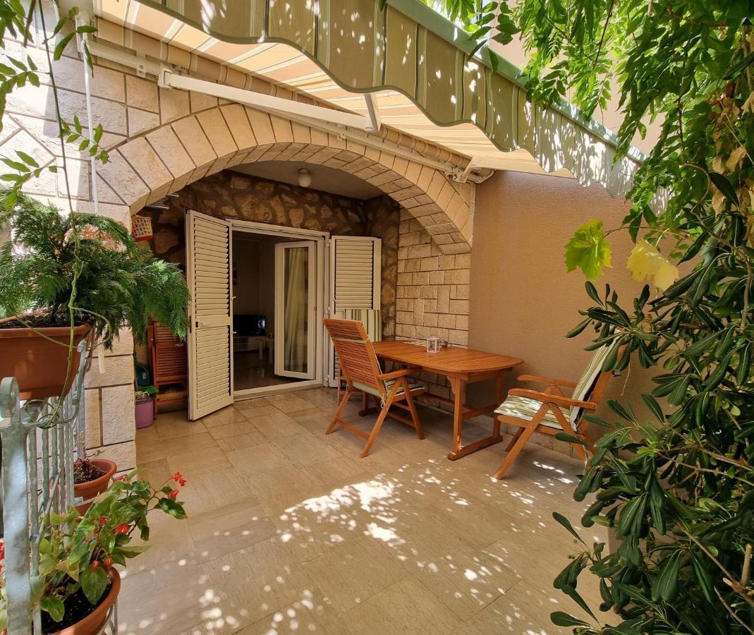 Apartment Rajci Крес Екстериор снимка